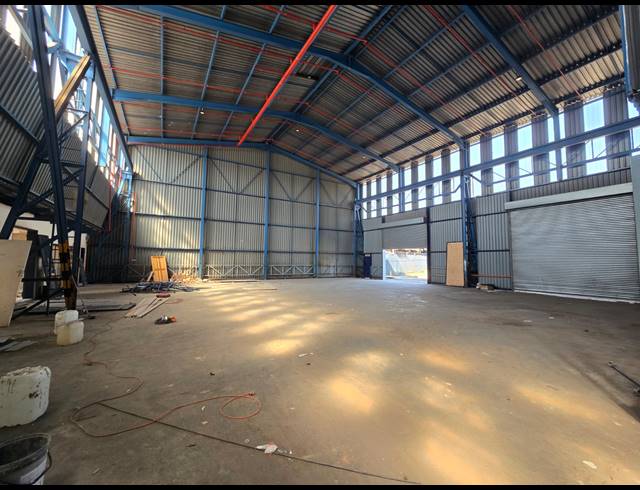 2,601M² WAREHOUSE TO LET IN TUNNEY